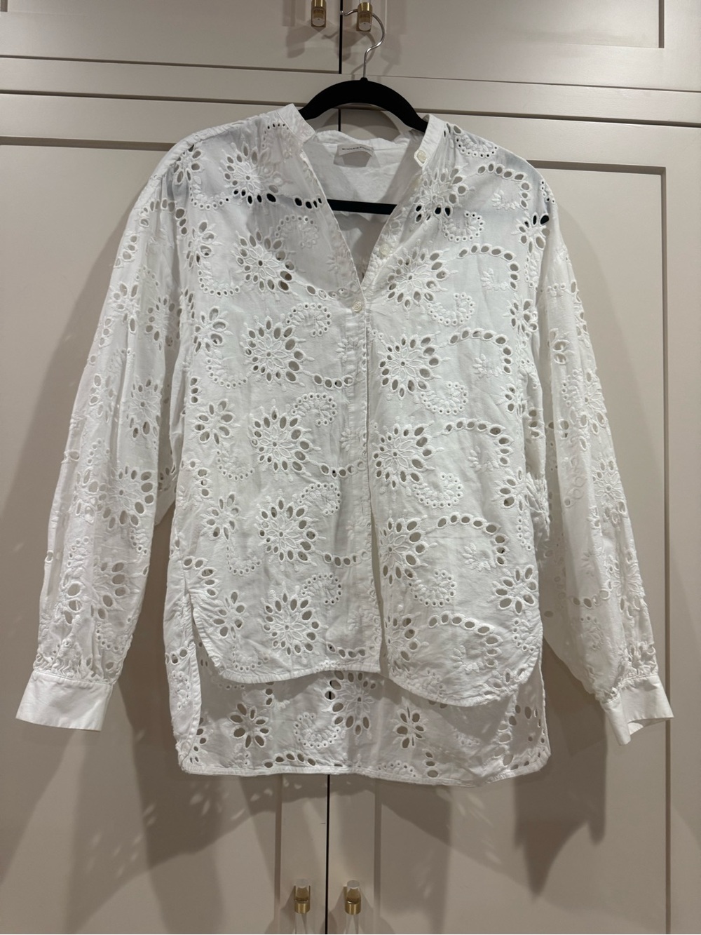 White Eyelet Long-Sleeve V-Neck Women's Top